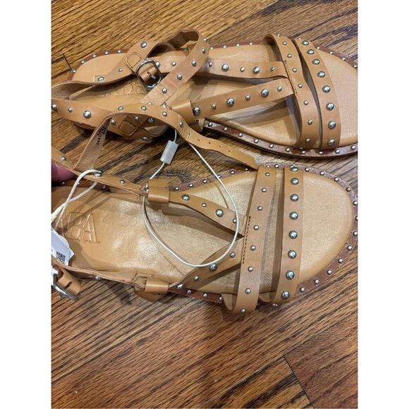 NWT ZARA studded leather sandals - Picture 5 of 7